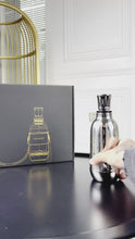 Load and play video in Gallery viewer, SILVER STAINLESS STEEL SUS316 VACUUM BOTTLE CORONATION NO 1
